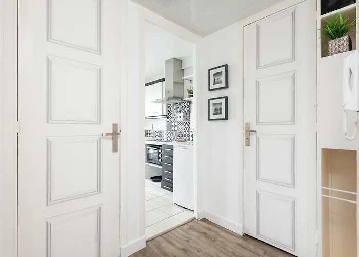 L'horizon Lumineux Vue Sur Au 5ieme Etage Avec Ascenseur *