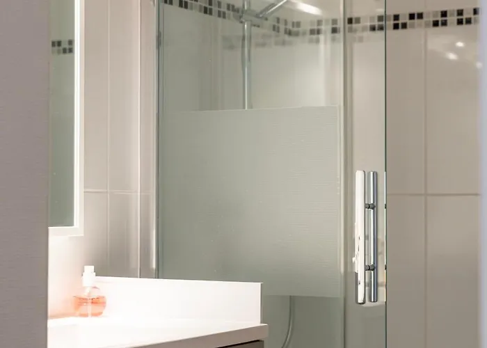 L'horizon Lumineux Vue Sur Au 5ieme Etage Avec Ascenseur