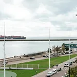 L'horizon Lumineux Vue Sur Au 5ieme Etage Avec Ascenseur