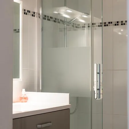 L'horizon Lumineux Vue Sur Au 5ieme Etage Avec Ascenseur